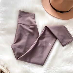 Alo Yoga Purple Dusk Airlift Leggings
